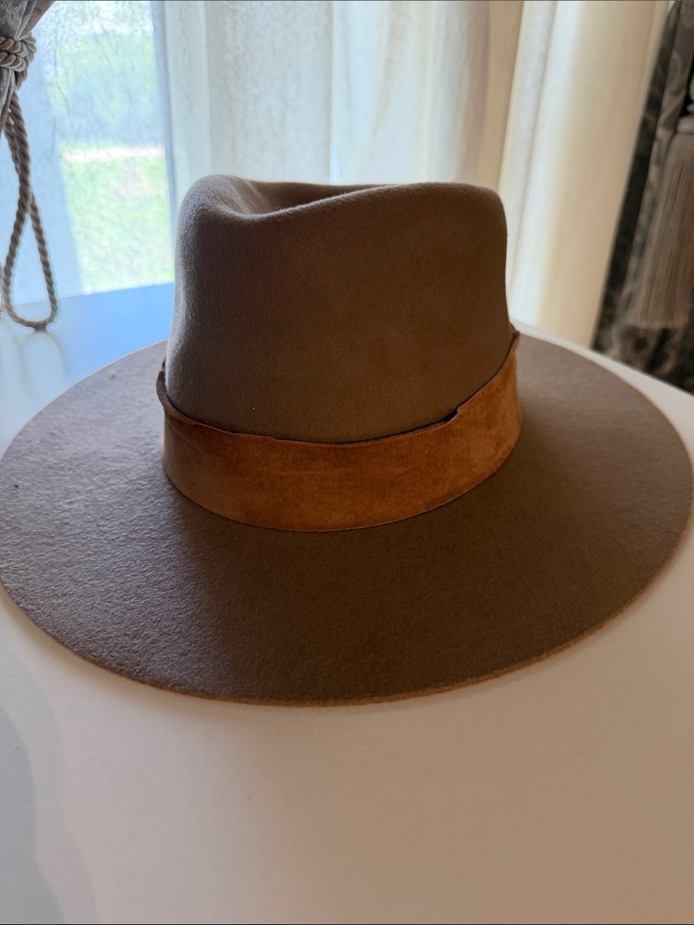 Wyeth Wide Brim wool Felt Fedora Hat in Brown with Suede Band